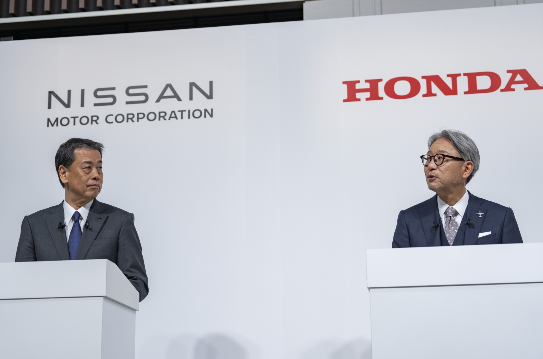 Honda and Nissan announced the creation of a holding company