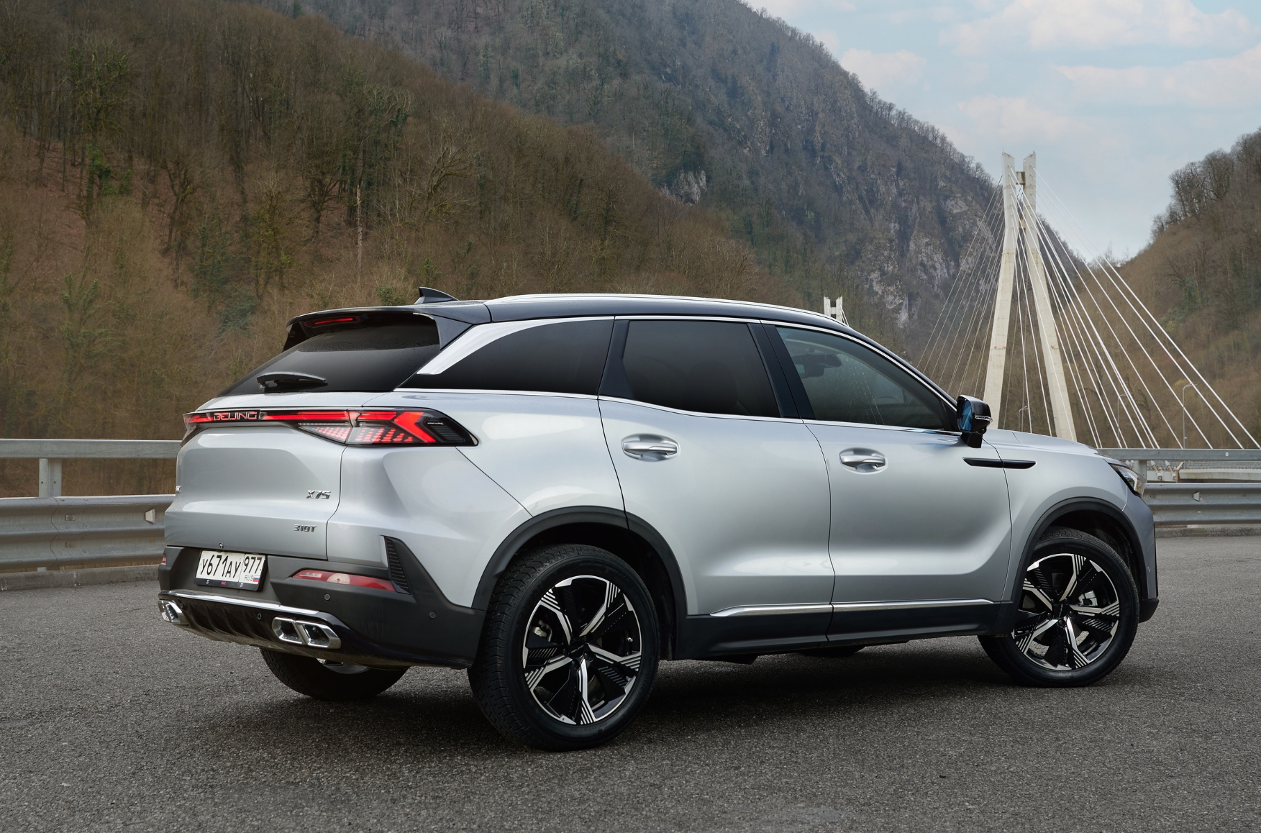 The BAIC X75 crossover will become all-wheel drive in Russia