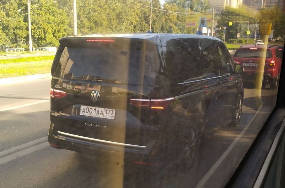 The heads of the Russian region bought a “sanctioned” VW Multivan for their fleet