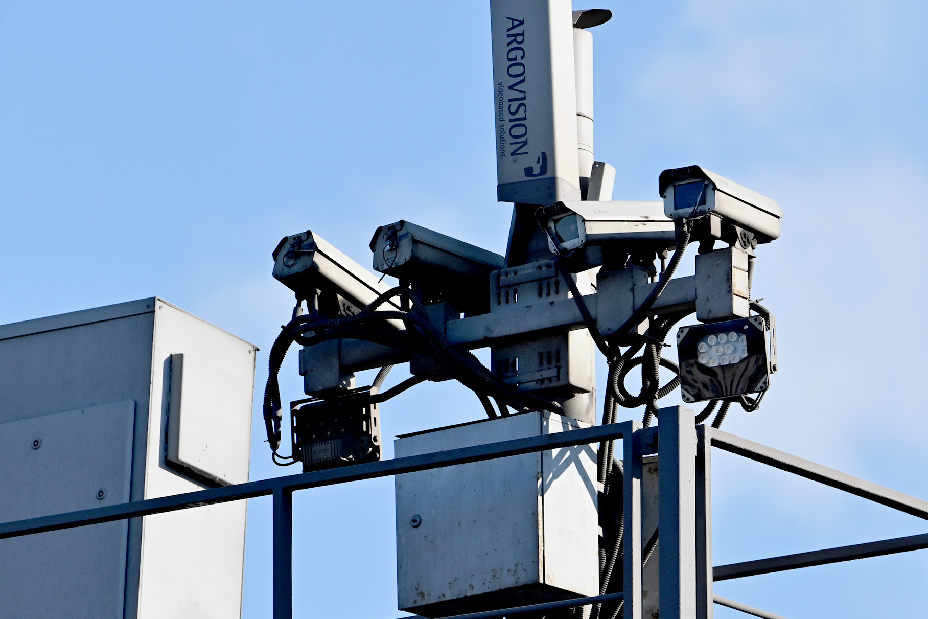 The place of dummy traffic cameras in Moscow will be taken by additional photo-video recording systems