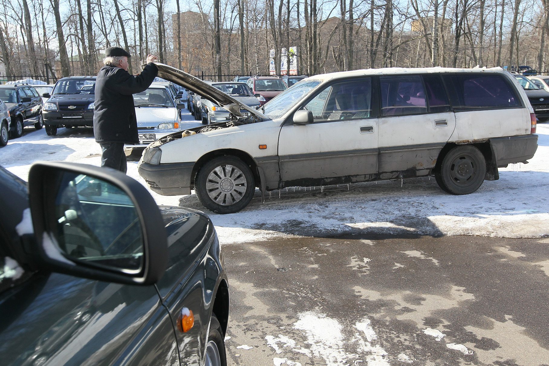 In Russia, more than 70 percent of cars are over 10 years old