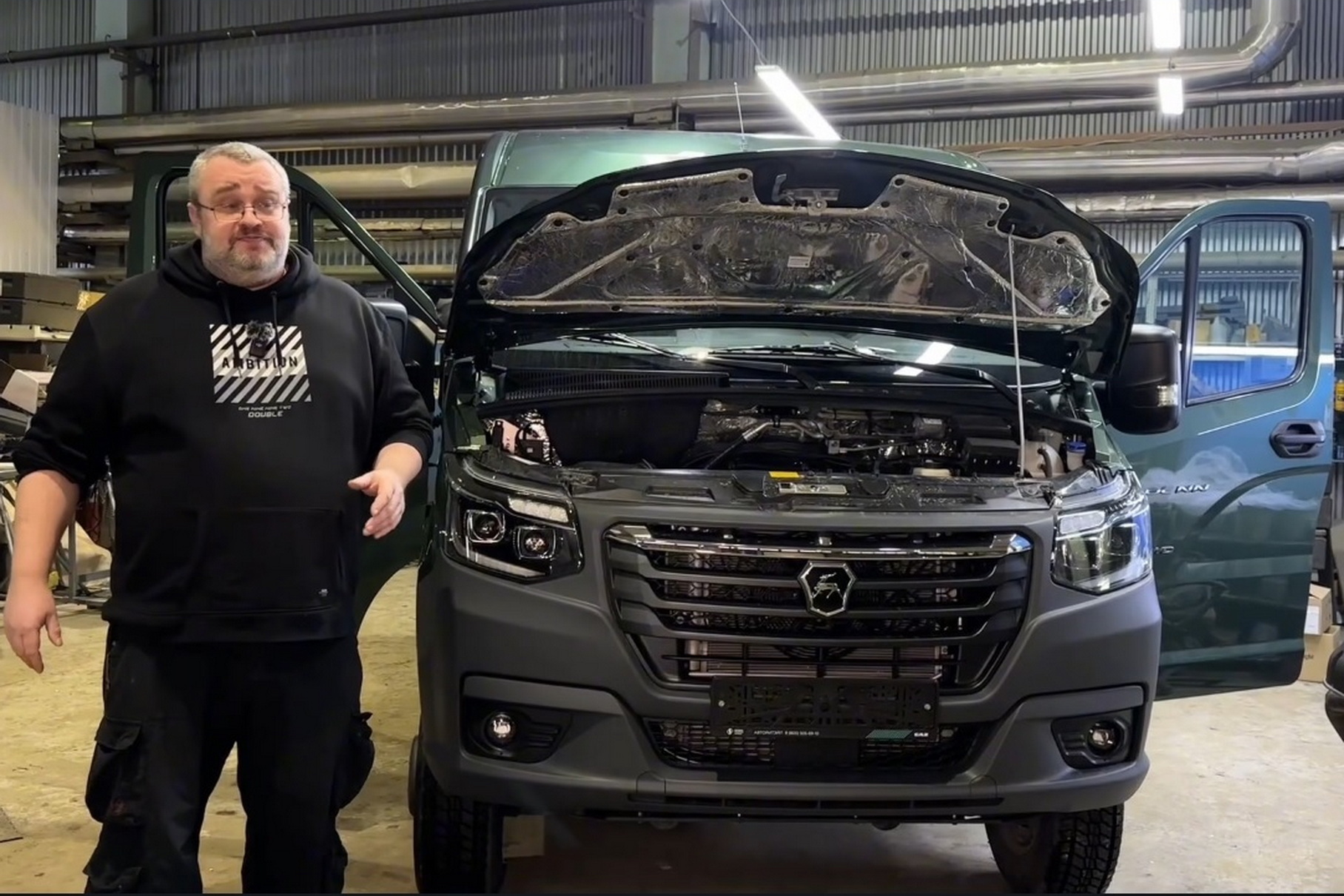 The blogger dismantled the new gas “Sobol NN” 4×4 and compared it with a foreign car