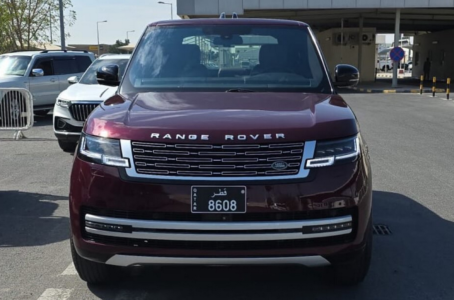 The new Range Rover was turned into a pickup with a soft cargo compartment