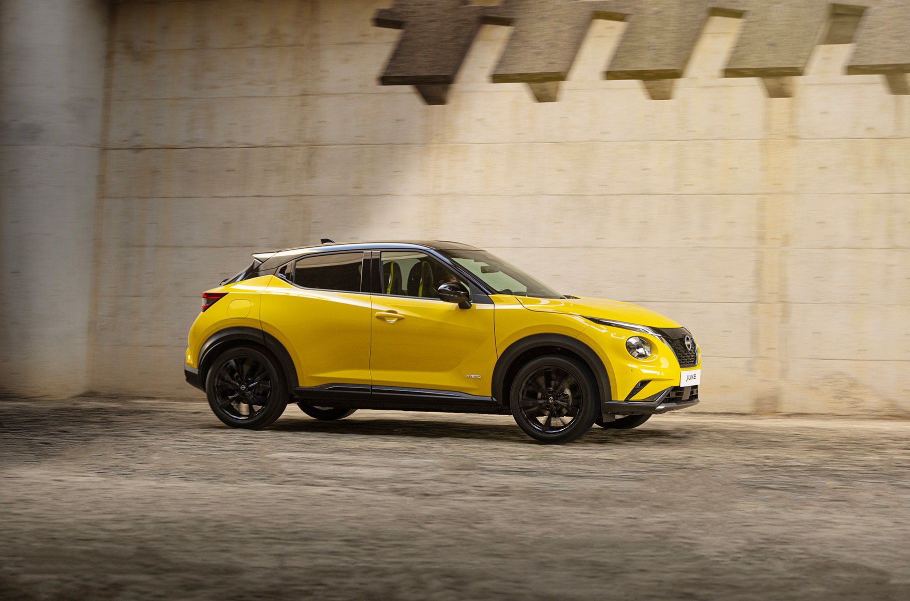 The second generation Nissan Juke crossover has appeared on the Russian market