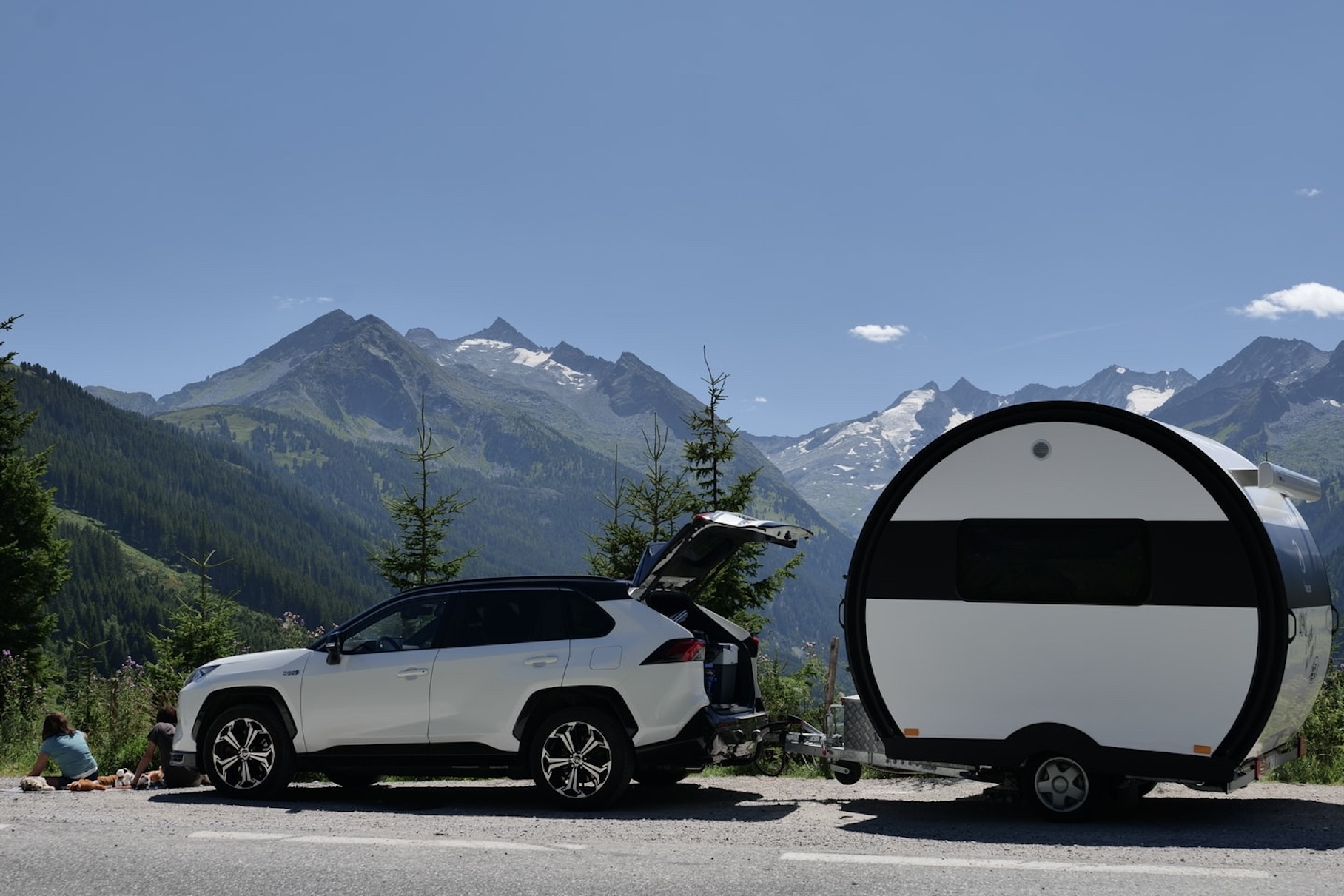 Unique sliding camper Beauer 2X presented