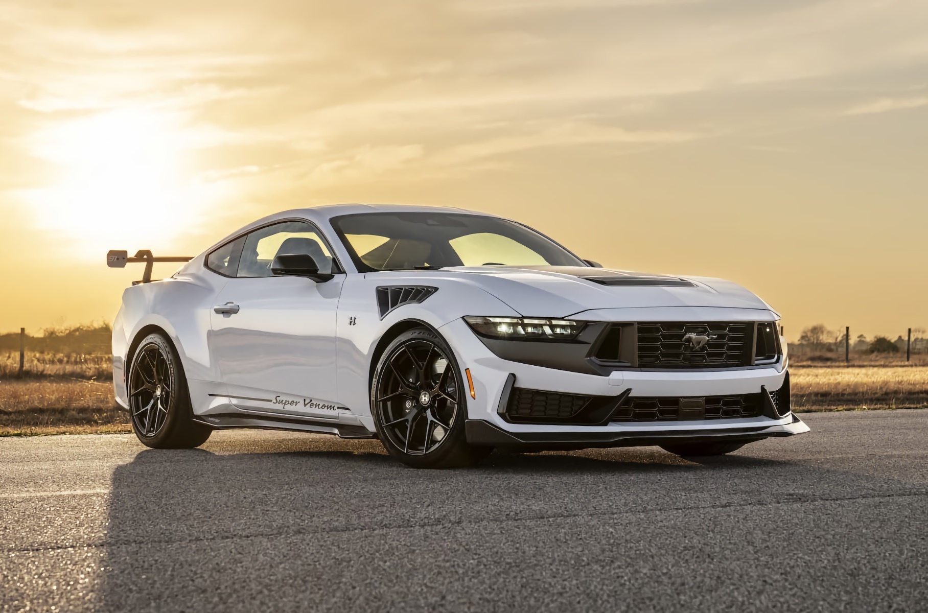 Hennessey introduced 862-horsepower fasting Super Venom