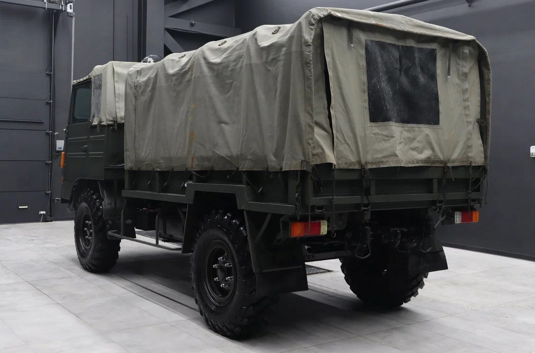 In Russia, an analogue of GAZ-66 from the Toyota concern appeared on sale