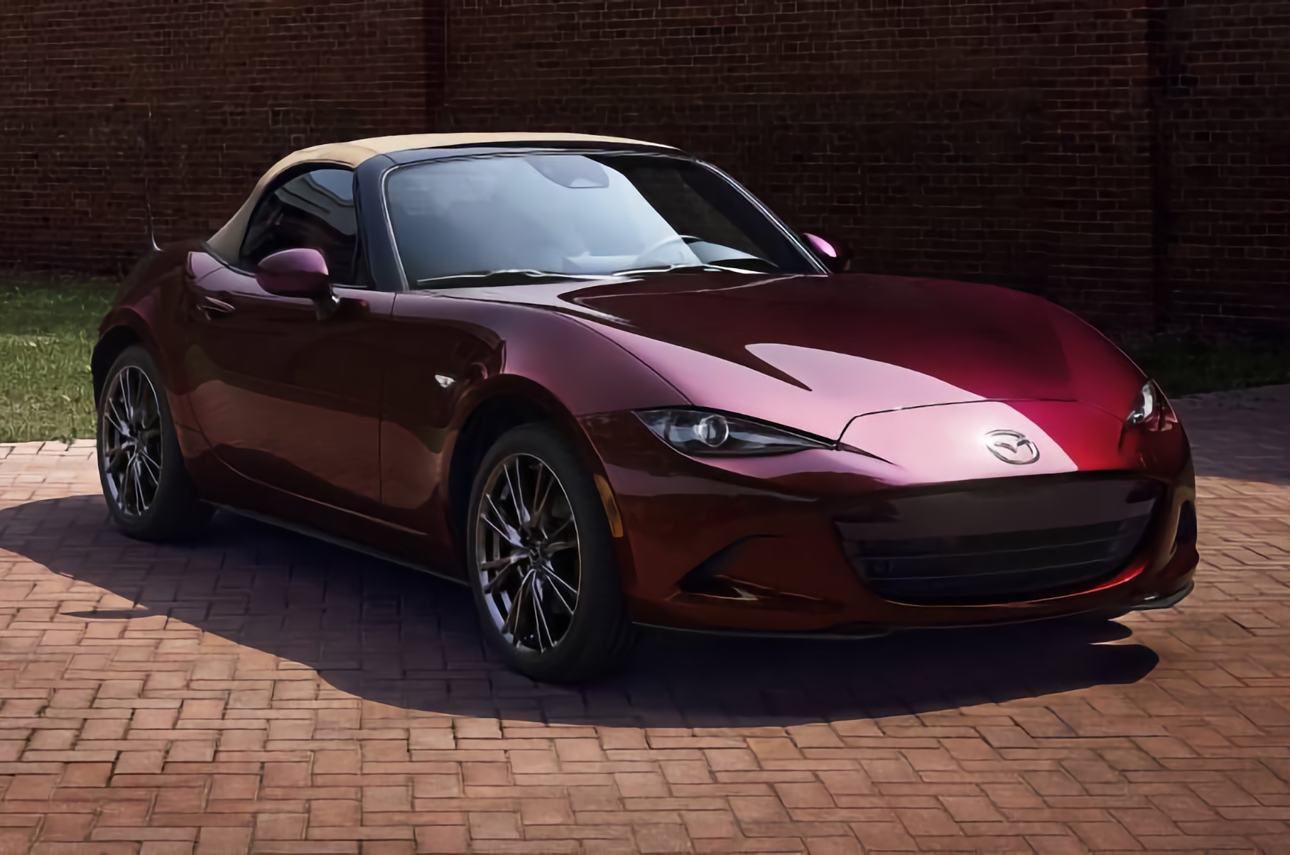 Mazda has released a special version of the MX-5 Miata in honor of the anniversary