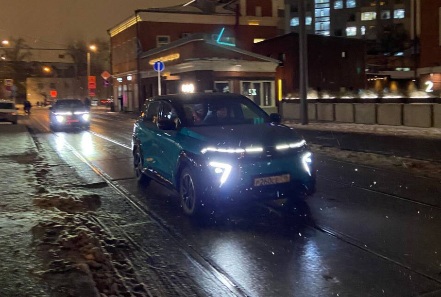 Russian electric cars atom went to public roads