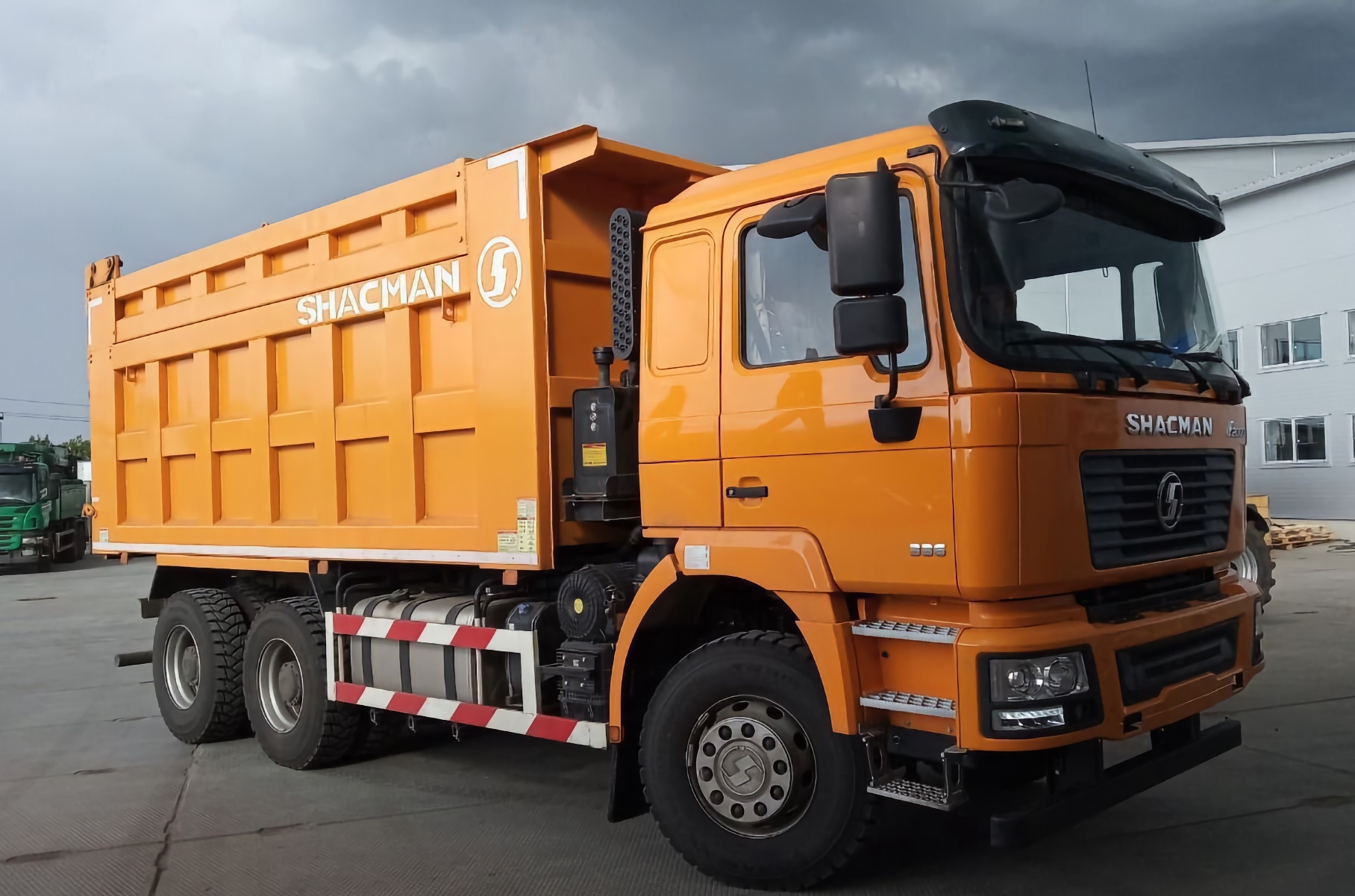 The distributor of the problematic Chinese trucks Shacman will challenge the review of