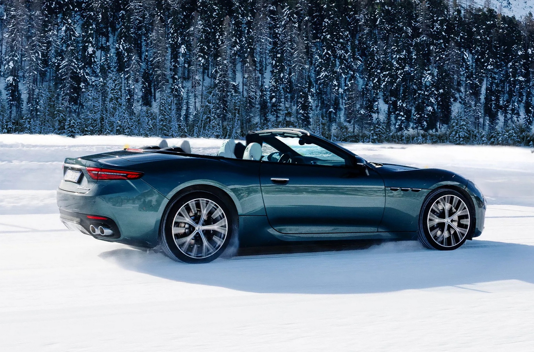 The new Maserati Grancabrio convertible has a basic version