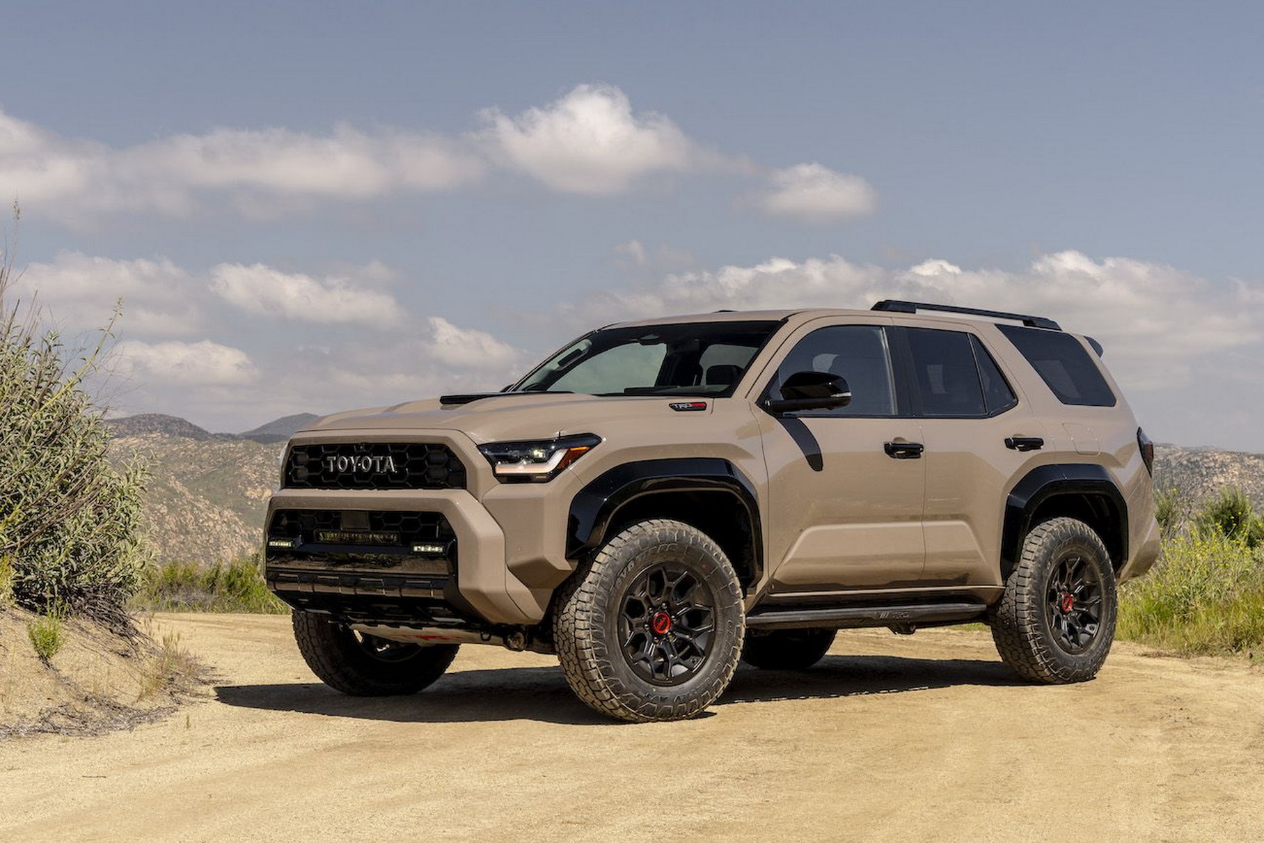 Toyota explained why the new 4runner does not have “mechanics”