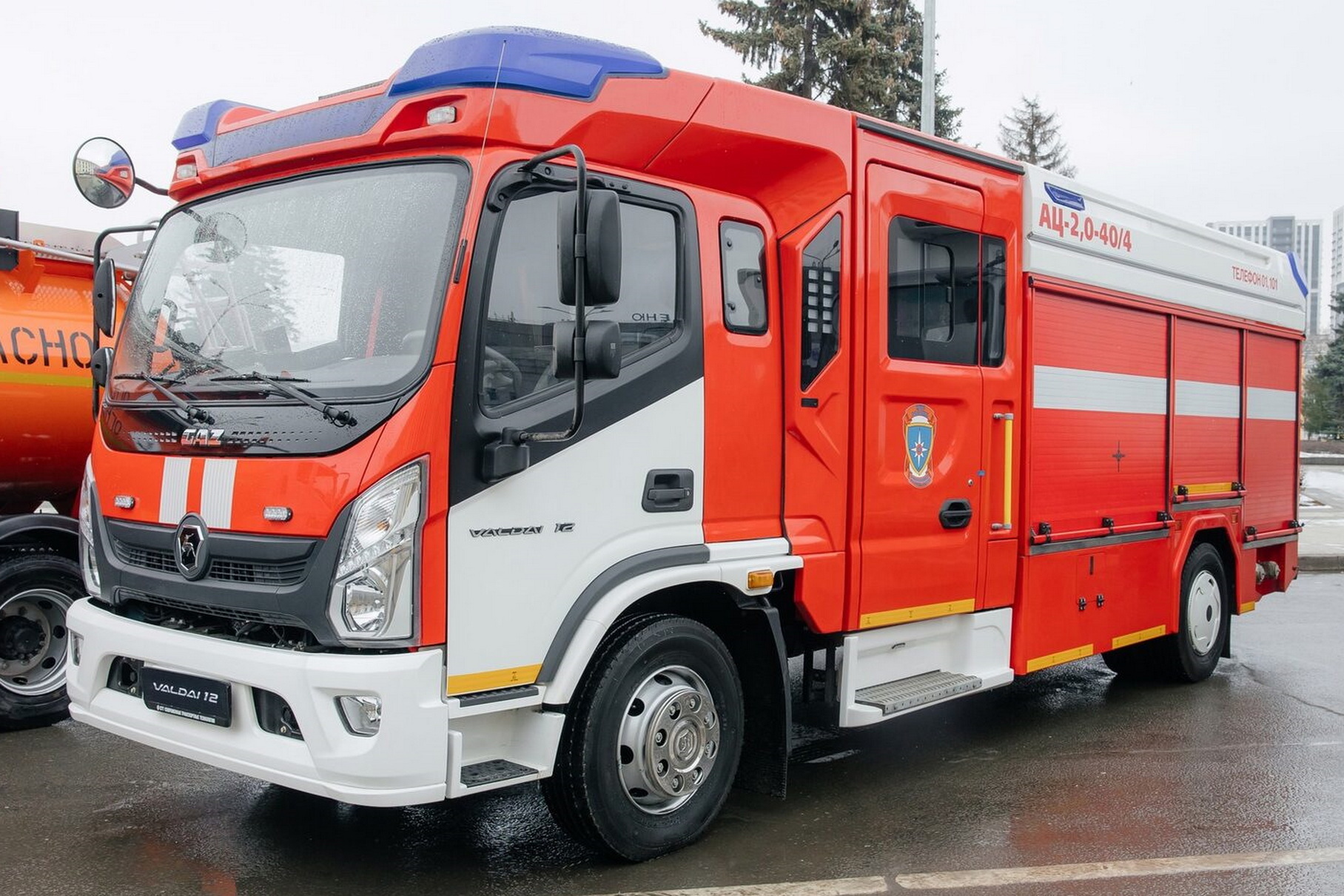 GAZ GARETHING showed a new fire truck based on VALDAYA-12