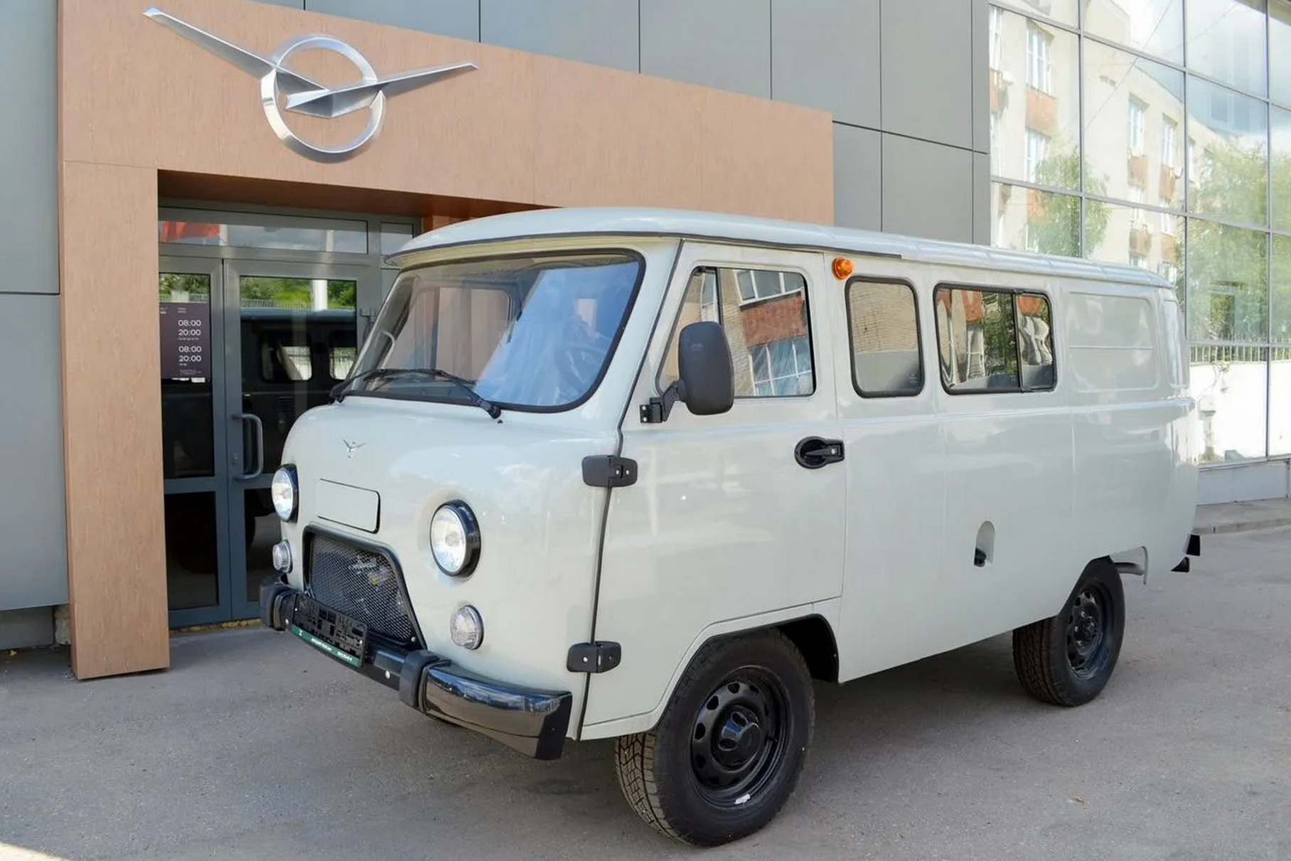 Sales of new UAZ cars collapsed in Russia