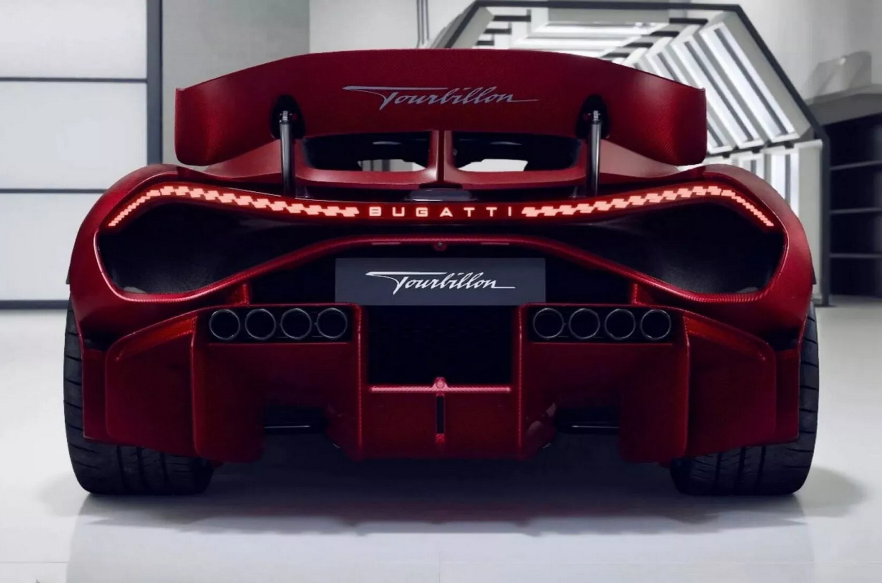 The new Bugatti will have a sport package with a unique exhaust: photo