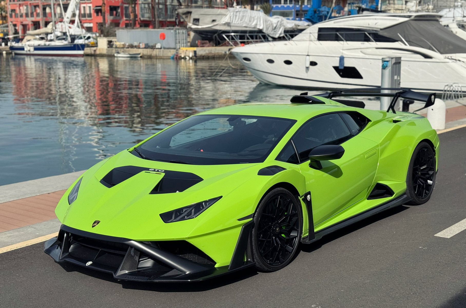 Tuning for rare Lamborghini Huracán Sto