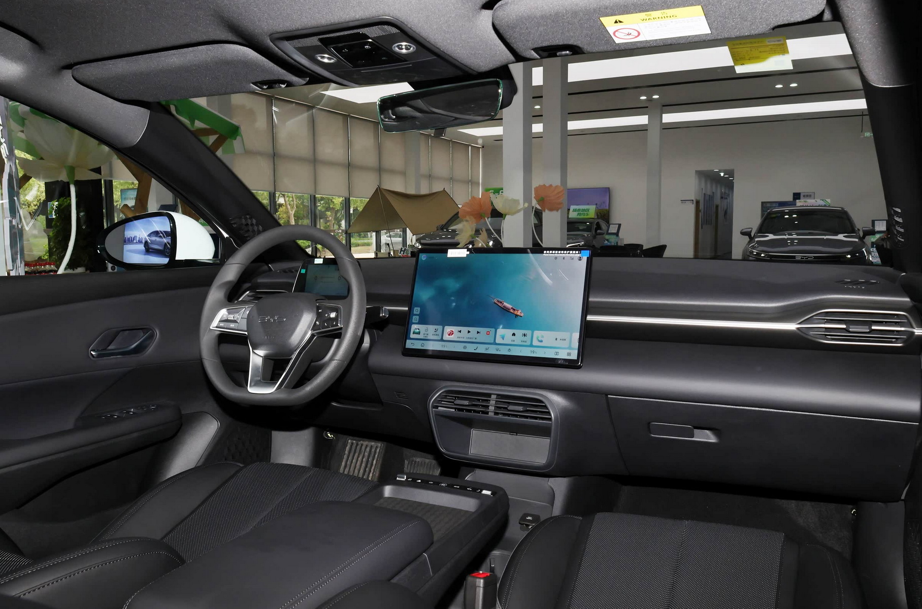 Byd began sales of a taxi sedan: 1.5 times cheaper than Moskvich