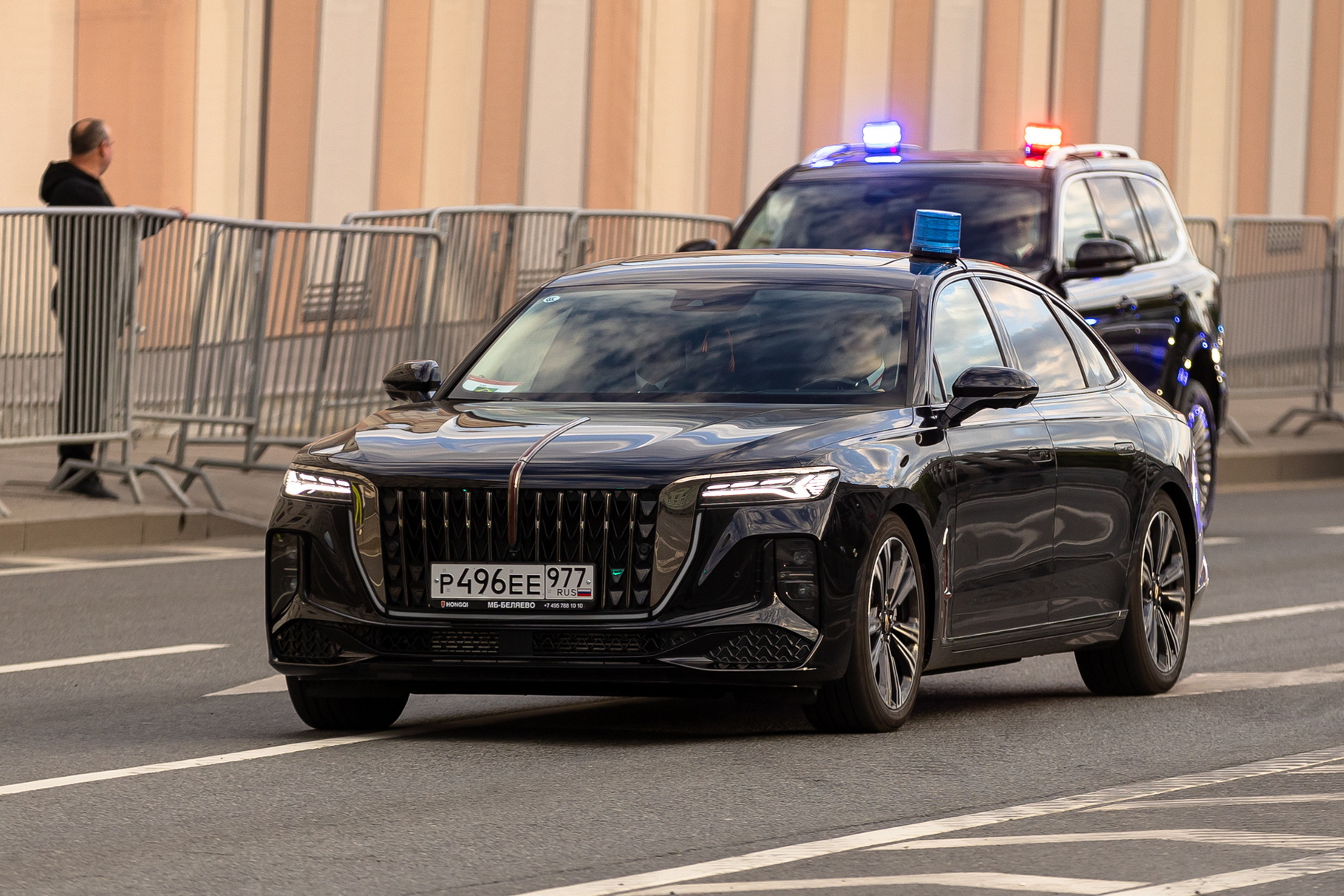 Favorite Chinese sedan of Russian special services lost the “robot”