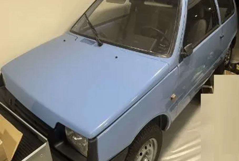 For sale, they put up a record expensive “OK” – it stands like the new Toyota Camry