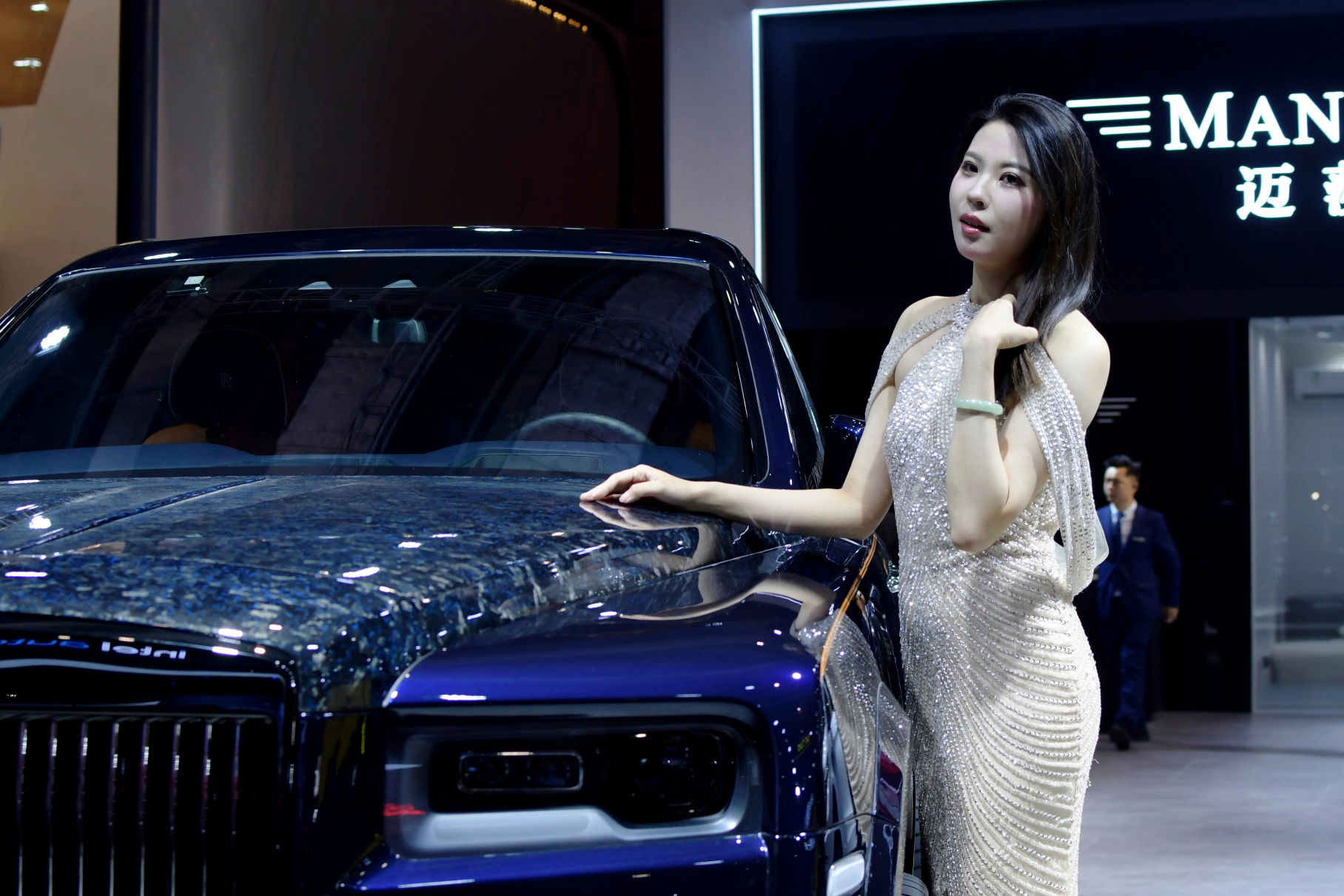 How many new cars have been sold all over the world for 30 days