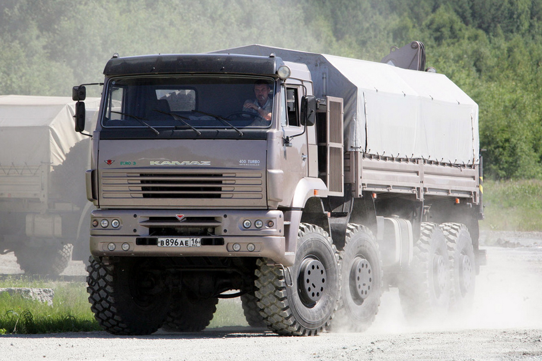 KAMAZ is ready to reduce the working week by one day