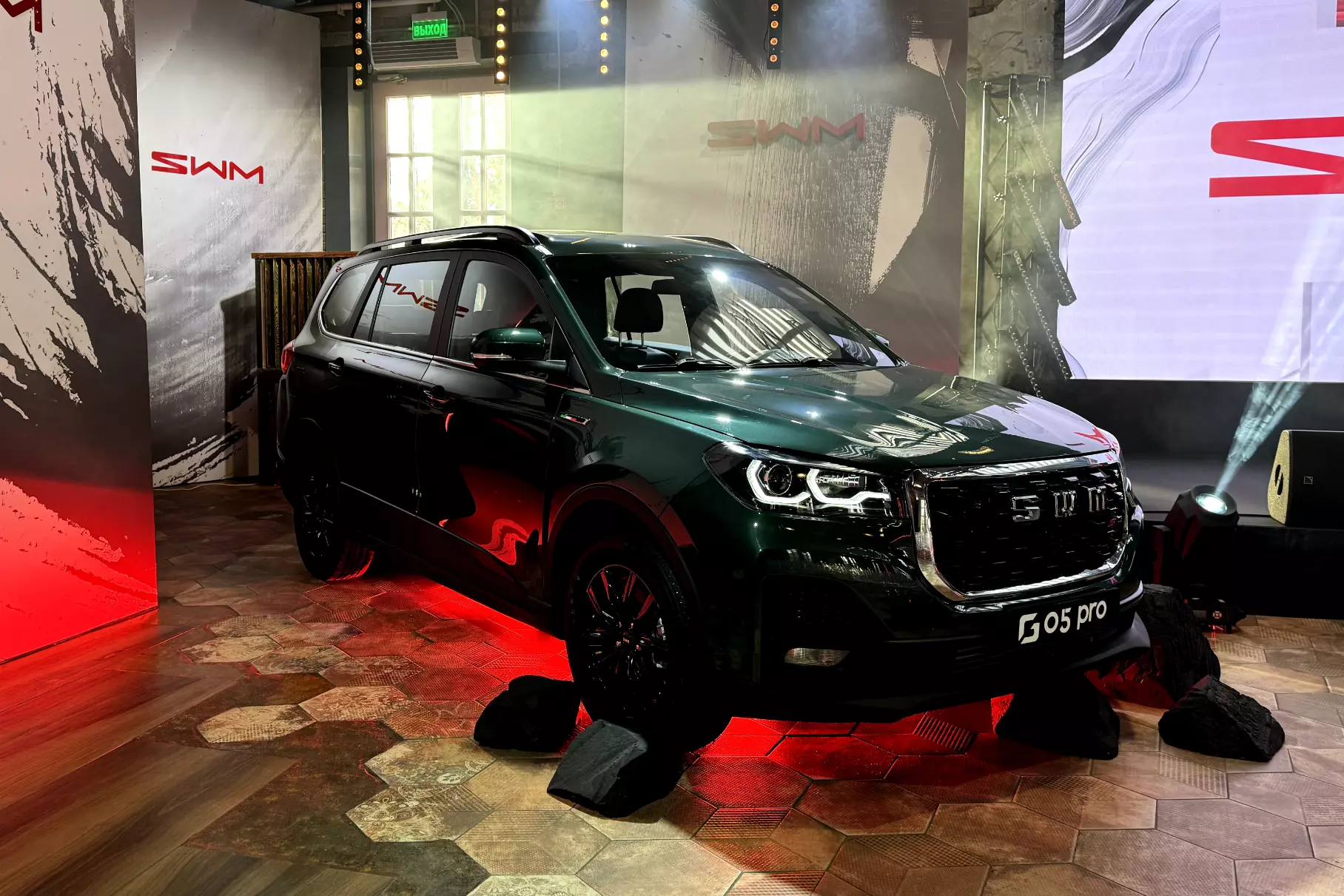 Listed cars that have fallen in price in Russia for May holidays