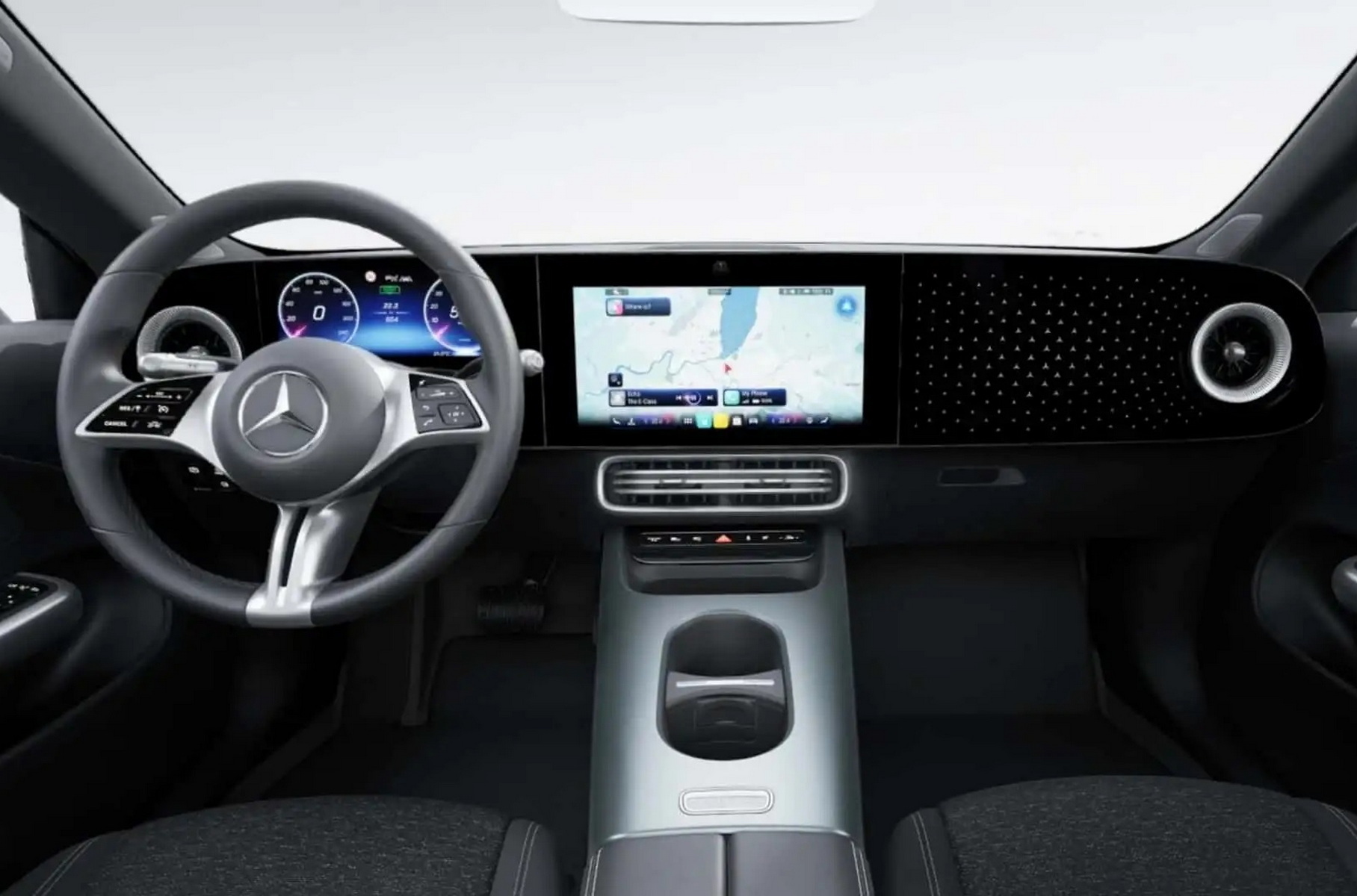 New Mercedes-Benz Cla: the first photos of the cheapest version
