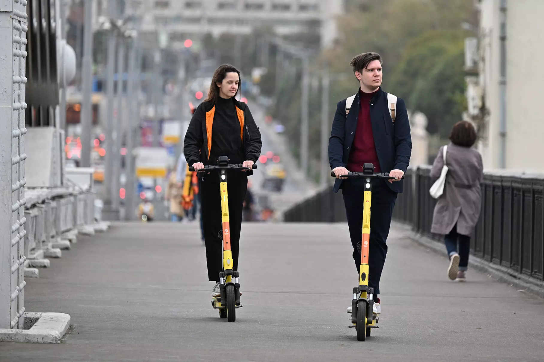 They want to prohibit electric scooters without “public services”