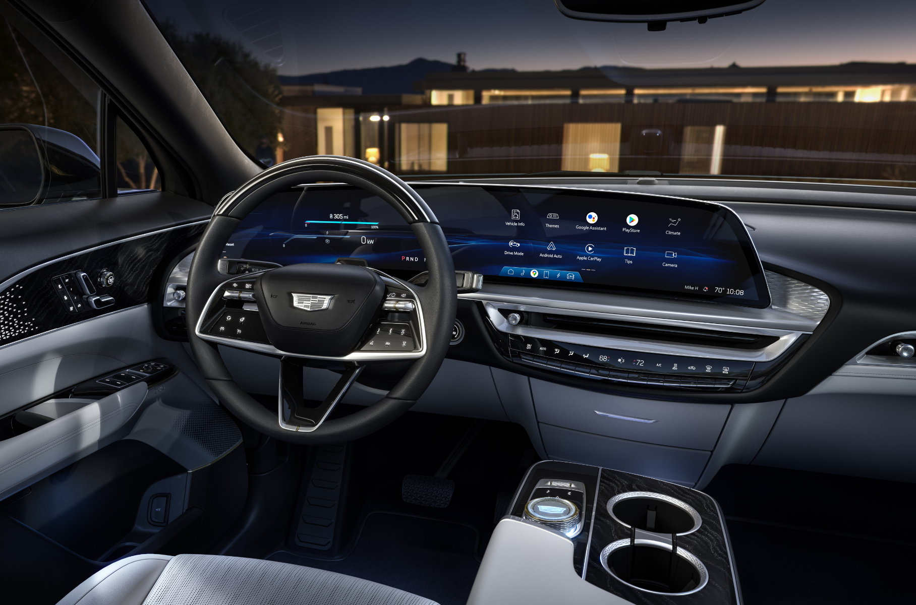 Cadillac recalls 40 thousand crossovers with junk displays