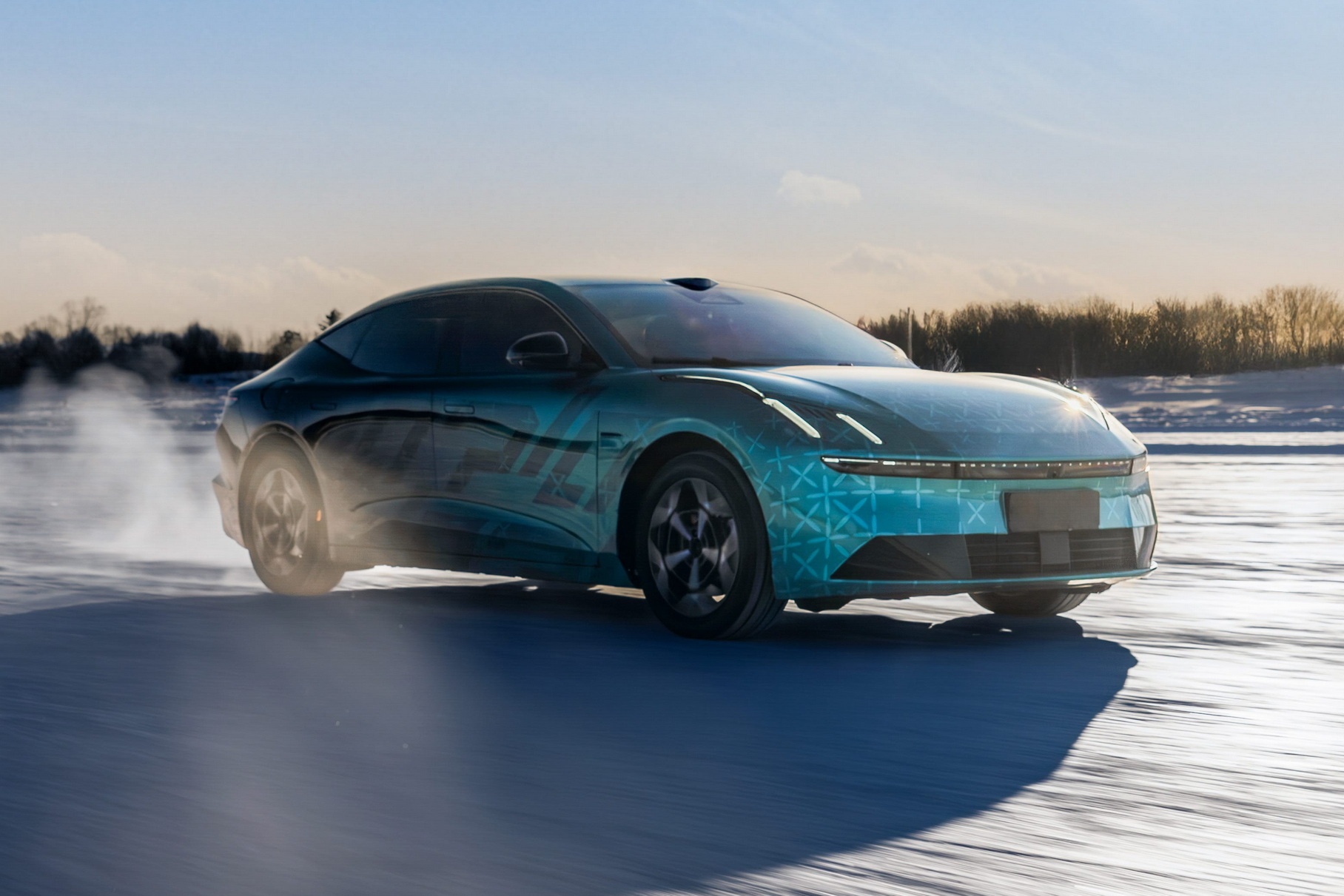 Geely prepares a hybrid sedan on the Zeekr platform: the first photos