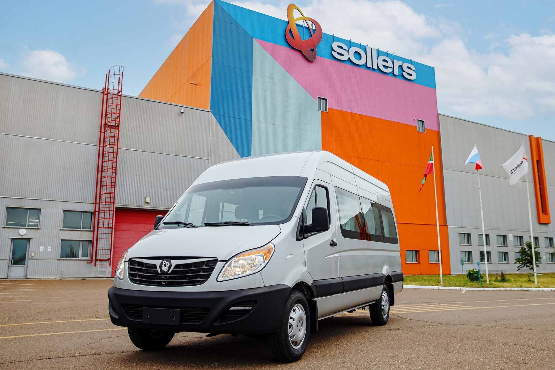 In Russia, the vans and trucks Sollers Atlant significantly went up in price