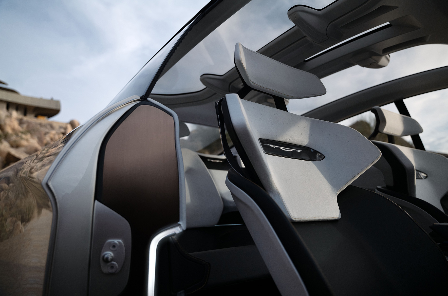 In honor of the 100th anniversary, Chrysler launches a large-scale brand update