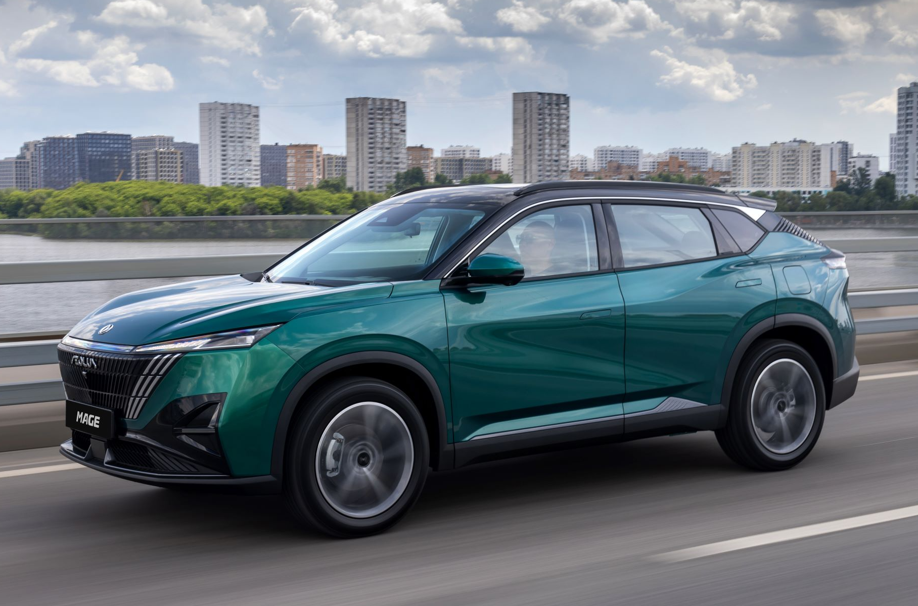 Dongfeng launches Russian sales of the Mage crossover