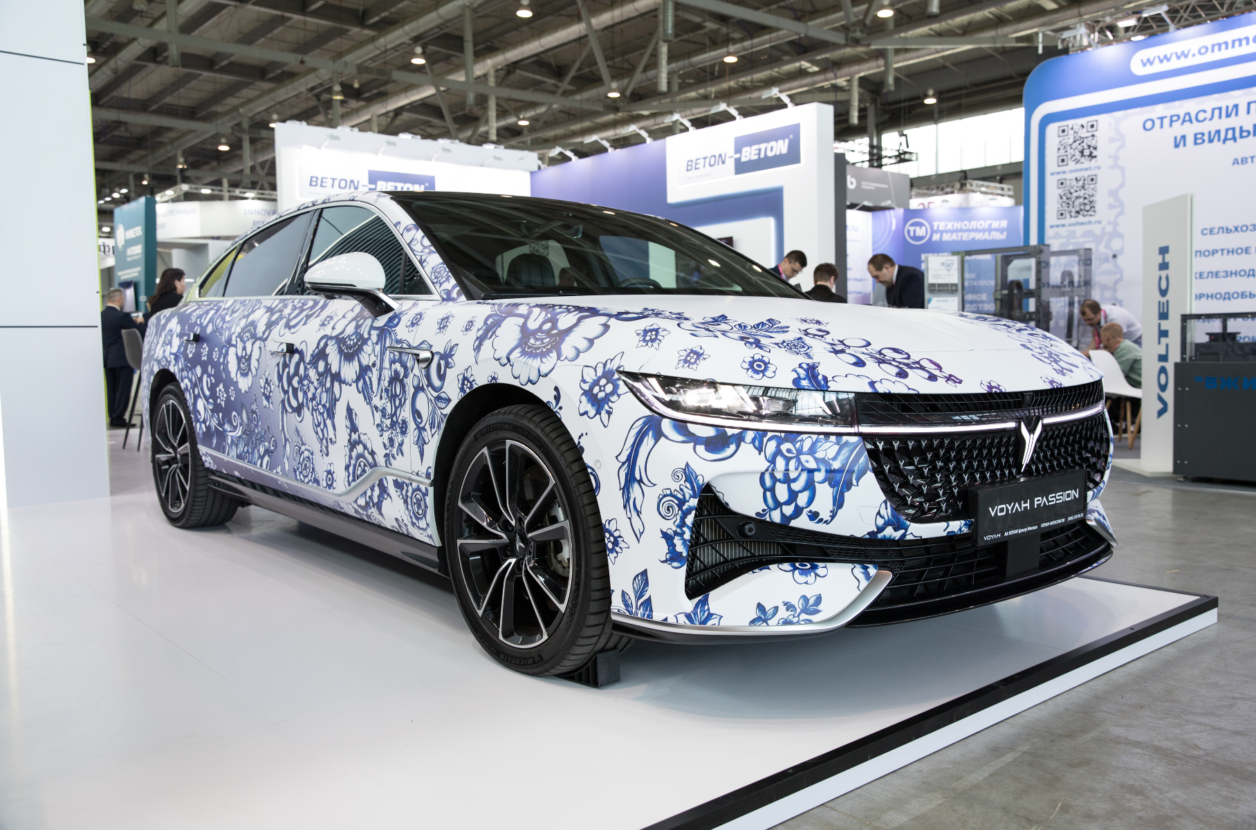 Voyah Passion hybrid sedan was presented in Russia. The price is disclosed