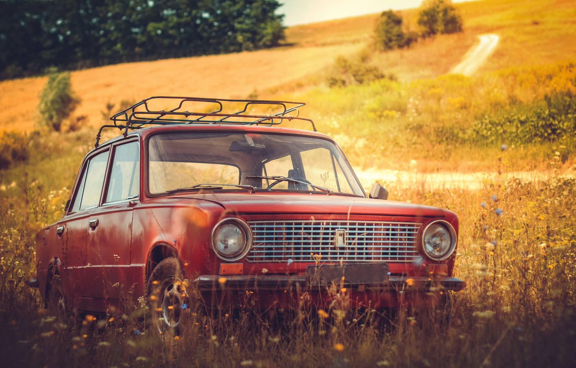 Car owners in Russia again face a ban on cars over 30 years old