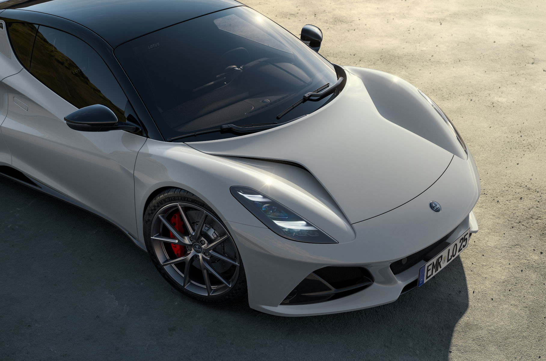 Lotus is preparing for large-scale abbreviations due to lack of funds