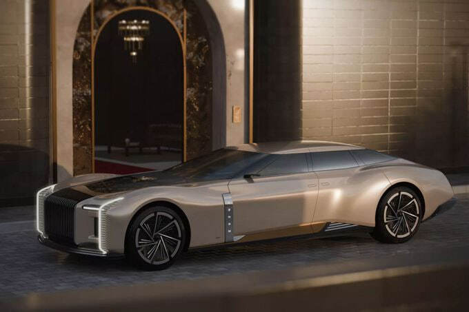 Aznom L'Epoque was shown in Italy: a car combining gigantic dimensions and power