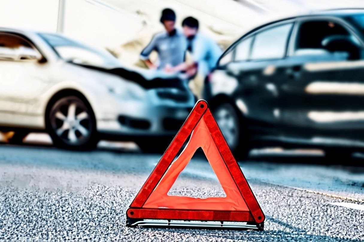 A car smashed to pieces after a serious accident was filmed in Primorye