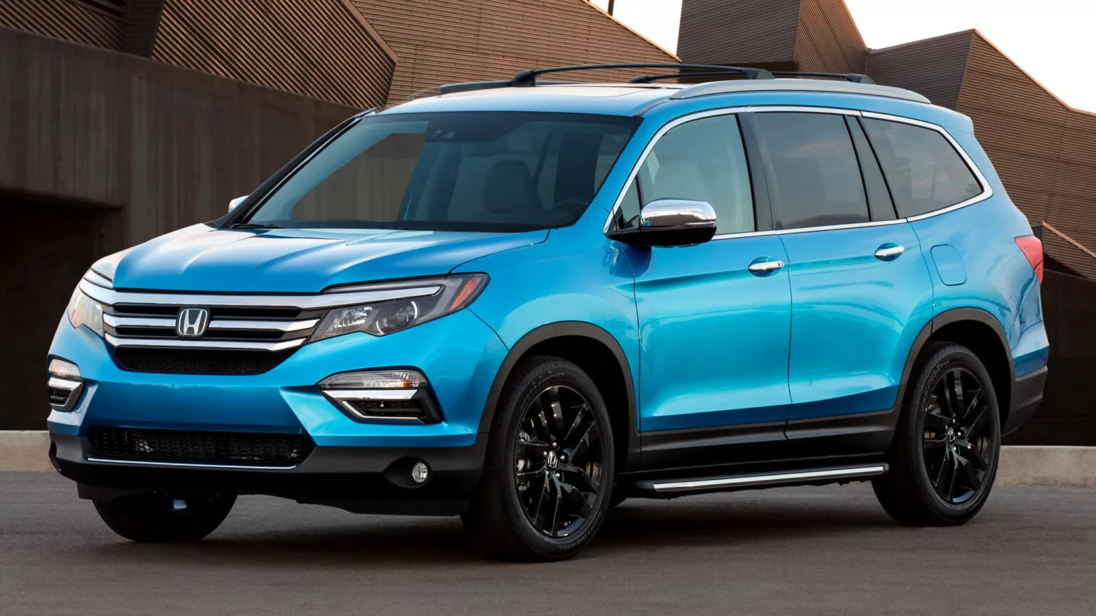 Americans sue Honda over massive engine failures