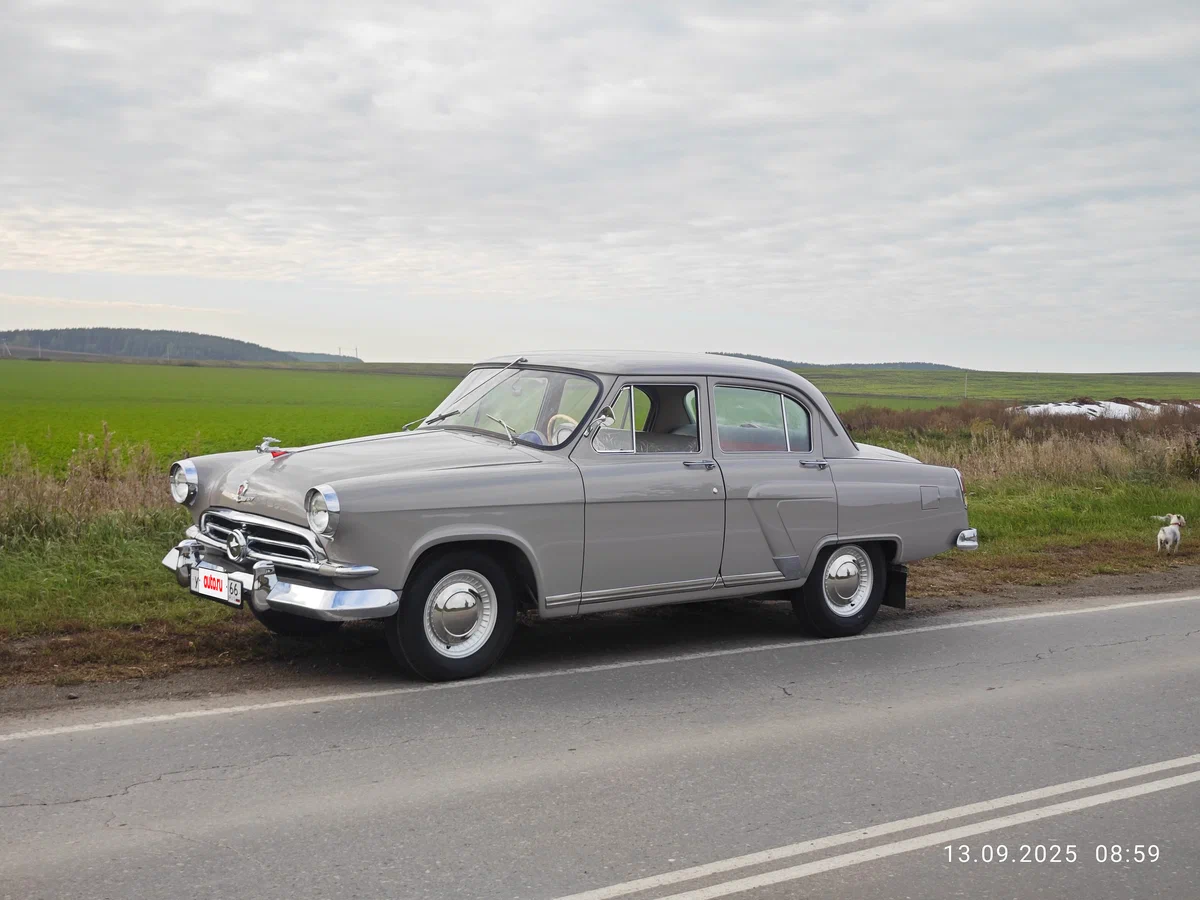 An early Volga with an automatic transmission was put up for sale in Russia