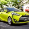 Auto expert Zinoviev listed 8 serious shortcomings of the Toyota Sienta minivan