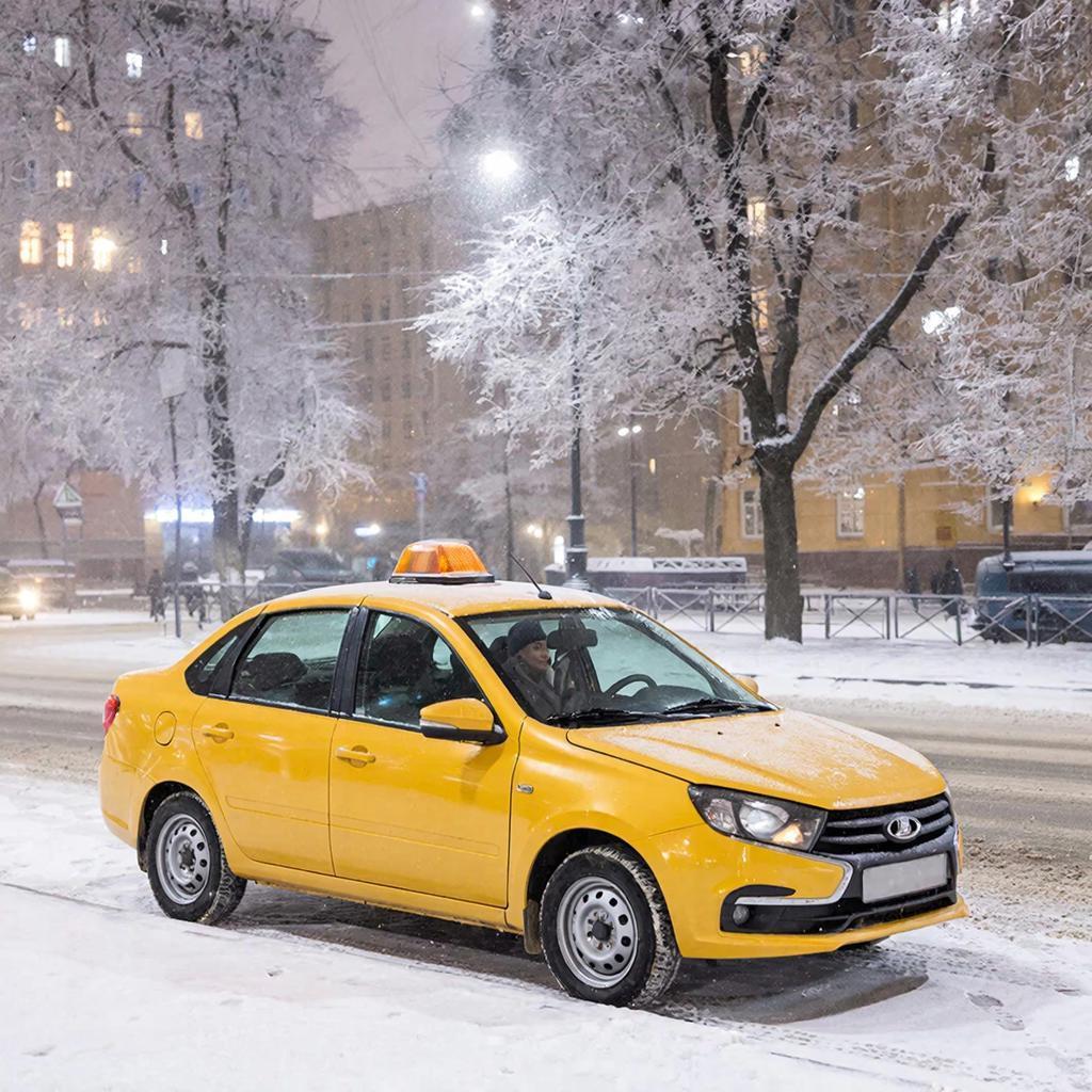 In Moscow, the price of a taxi ride has increased by 2-3 times due to snowfall