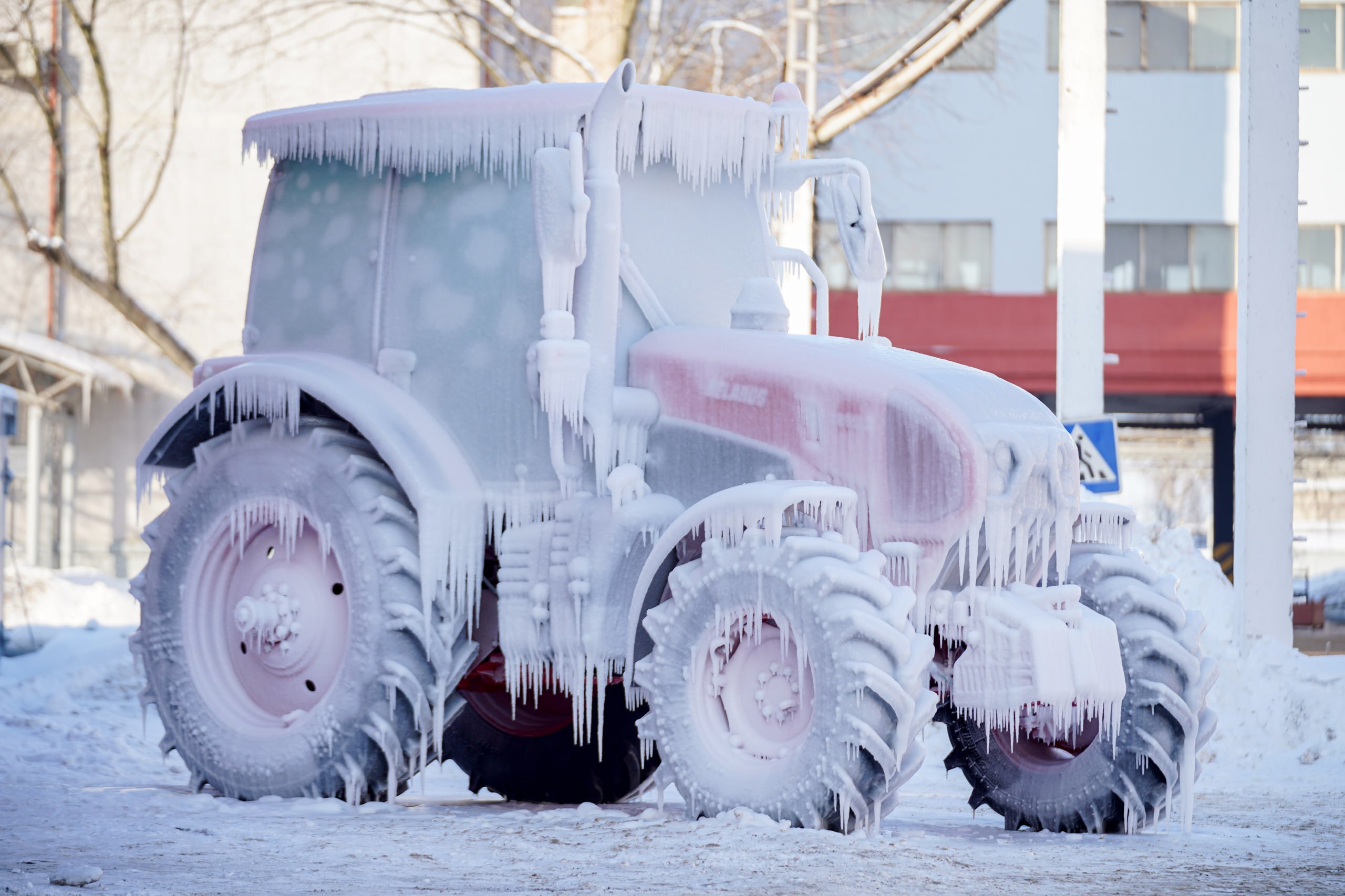 The MTZ tractor was tested by filling it with a layer of ice