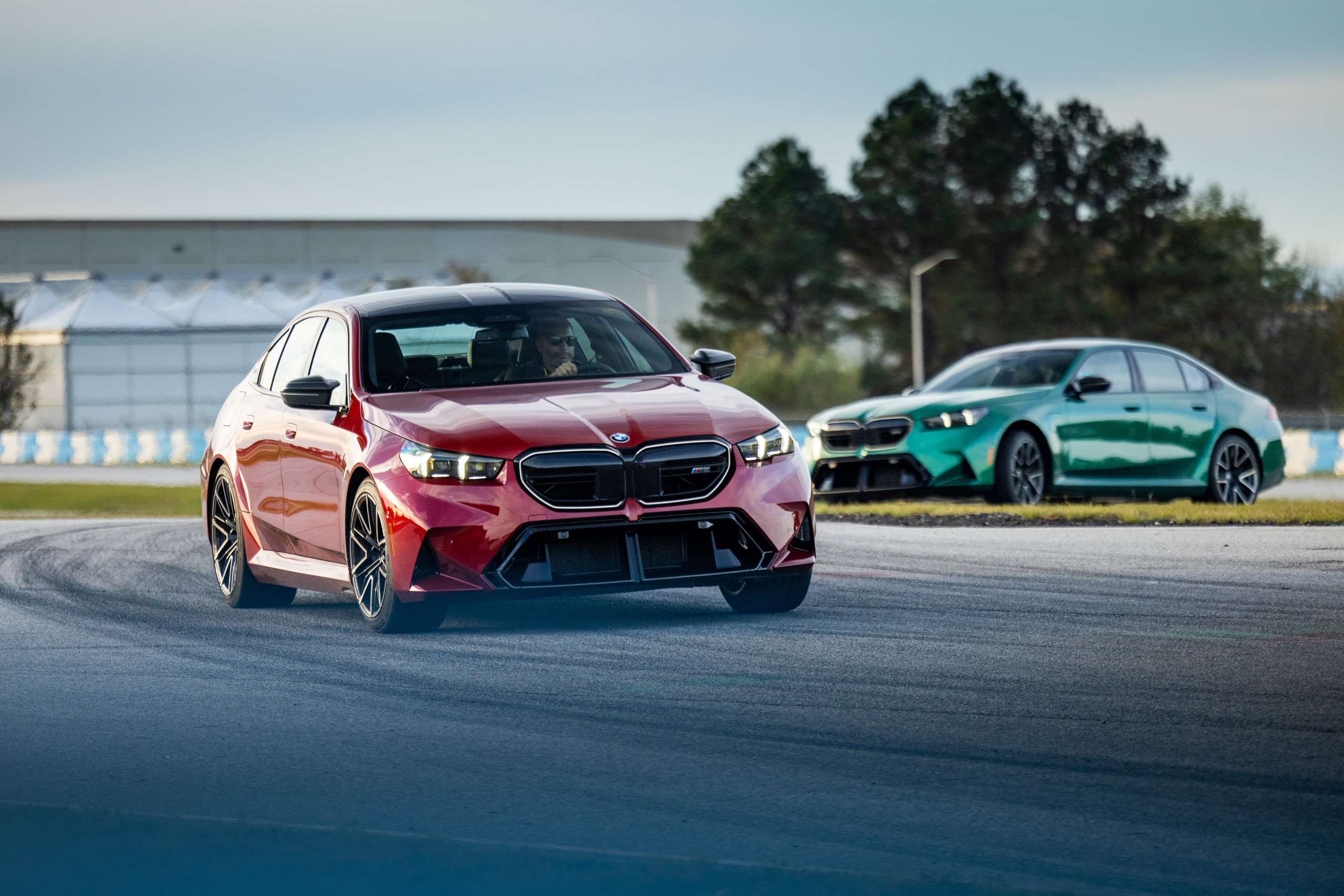 Threatens a short circuit: BMW will recall 59 thousand sports M5 and 750e due to wiring