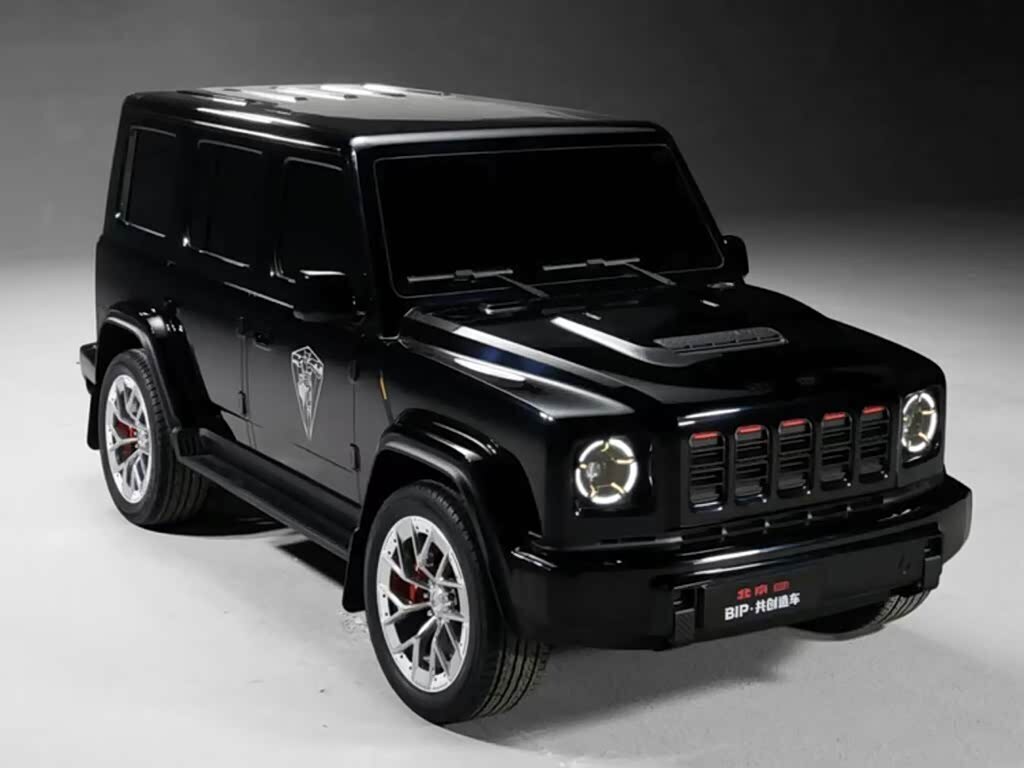A new generation of BAIC BJ81 SUV, similar to Gelandewagen, will be released in China
