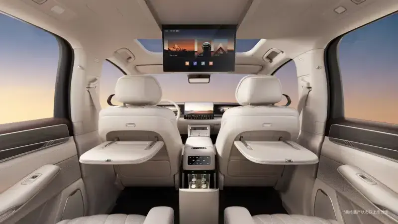 BYD presented the interior of the all-electric Great Tang with a range of up to 950 km