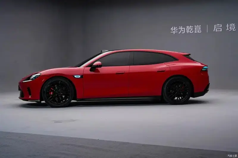 Huawei and GAC presented the Aistaland GT7 electric car that will compete with the Zeekr 001