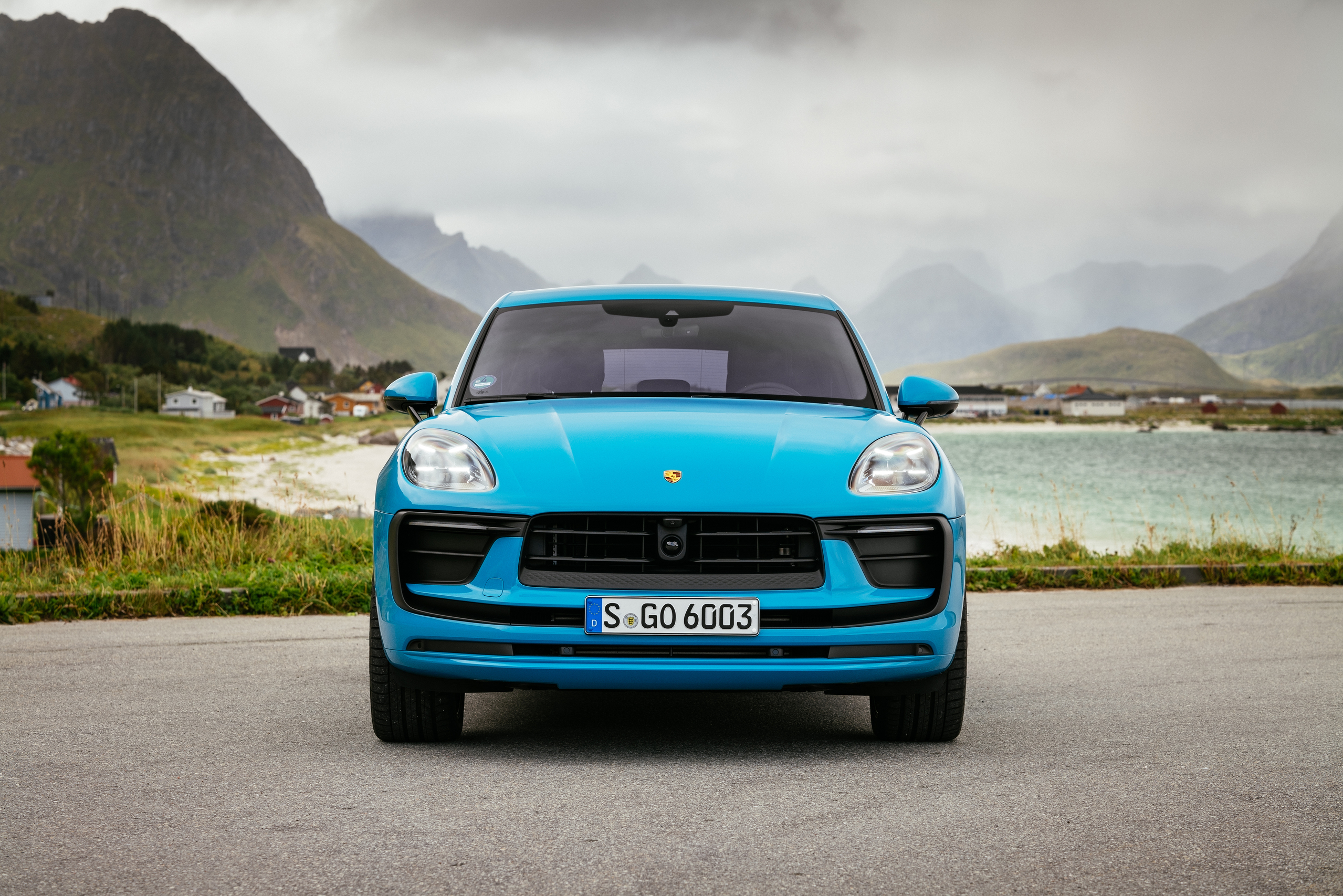 Porsche will release a replacement for the petrol Macan in 2028