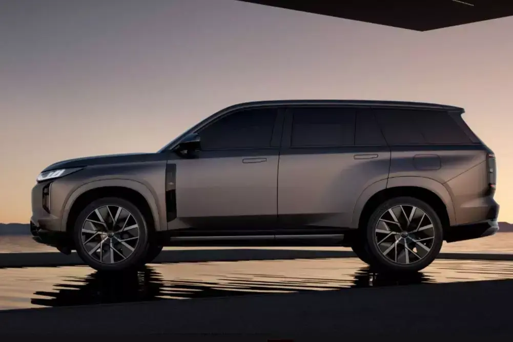 Sales of the GAC S7 crossover have begun in Russia