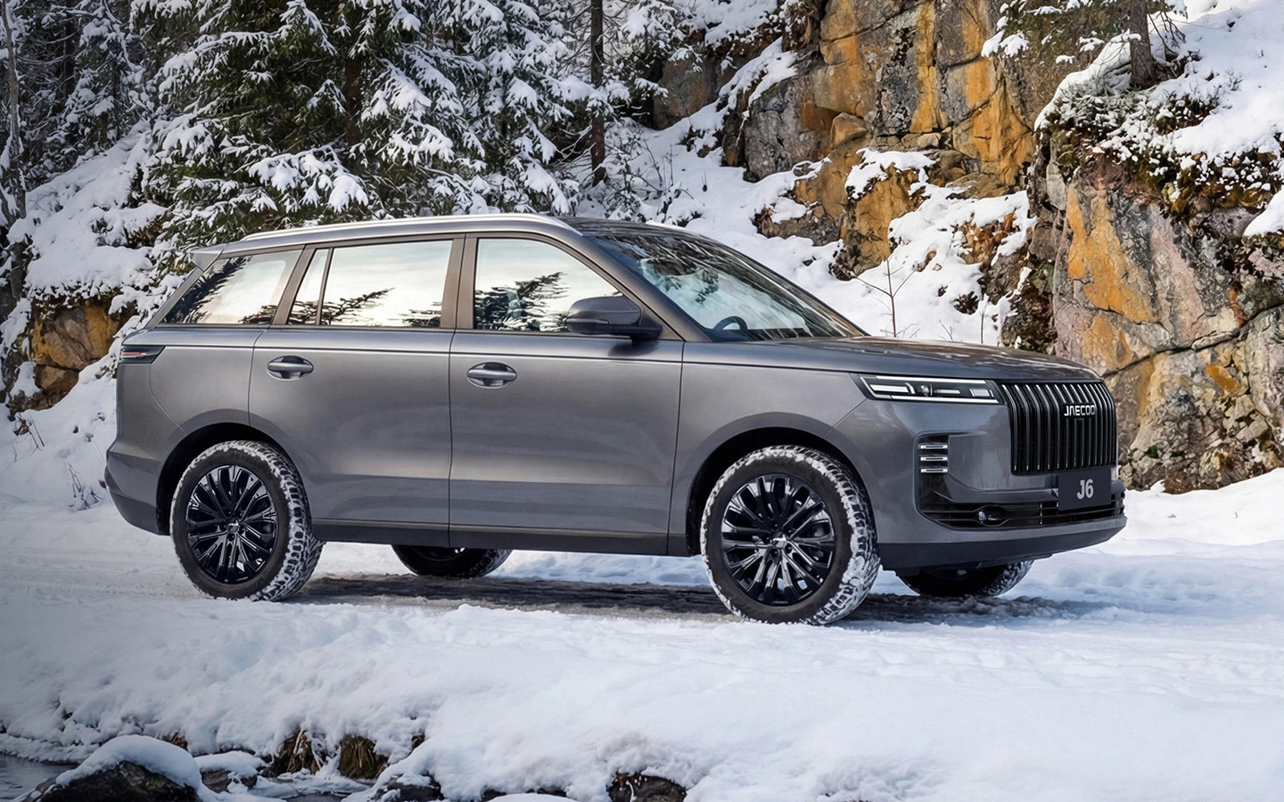 The surcharge for all-wheel drive for the Jaecoo J6 crossover may amount to 150 thousand rubles